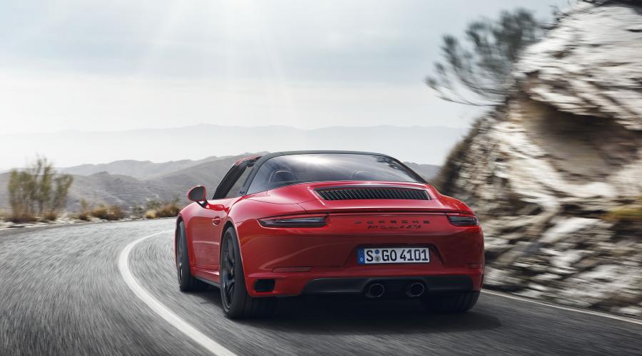  Porsche 911 Targa 4 GTS 2017 года  (WW) (фото 4 из 31)